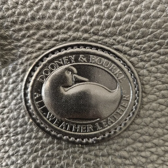 Dooney & Bourke Shoulder Bag - Picture 4 of 13